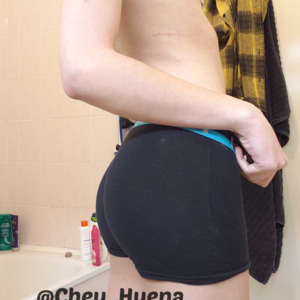 Chey_hyena mym