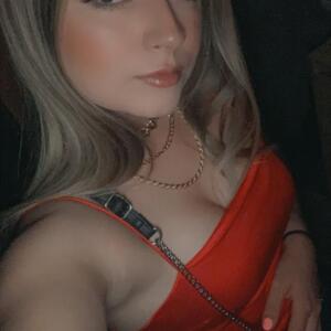 Chlo_hot mym