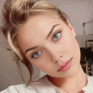 Chloe_marin mym
