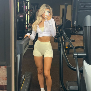 Chloe_sanders mym