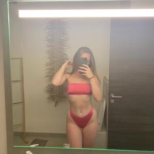 Chloekeyla mym