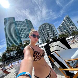 Clara_blondy mym