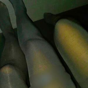 Clara_sexy_socks mym