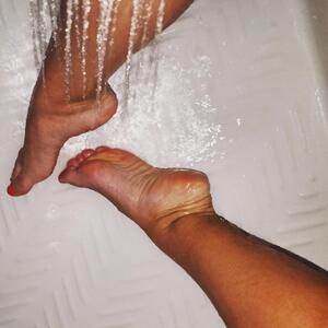 Clea_feetgirl mym