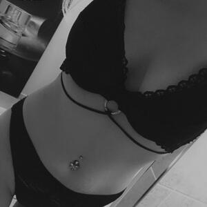 Clem_sexy_the_forbidden_fruit mym