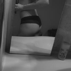 Clem_sexy_the_forbidden_fruit mym