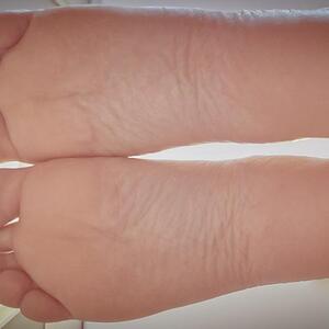 Cleo_feet mym