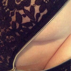 Coquine_sexy_curvy mym