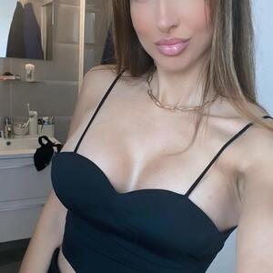 Cora_lie mym
