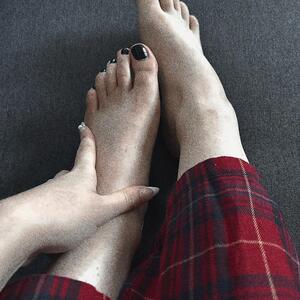 Coralinfeet mym