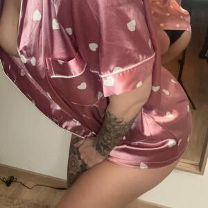 Coraly-xoxo mym