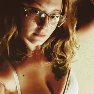 Curiousscorinne mym