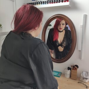 Curvy_fluffyy mym