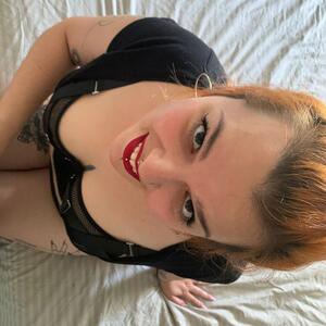 Curvy_fluffyy mym