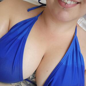 Curvy_fluffyy mym