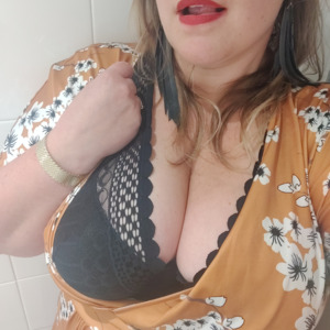 Curvy_satine mym