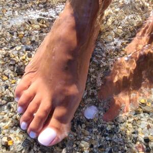 Cute_diamond_feet mym