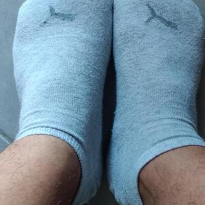 Cute_men_feet mym