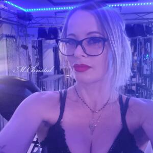 Dark_trouple_bdsm mym