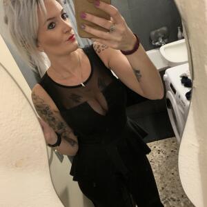 Debiie_deborah mym