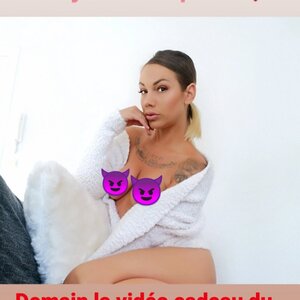 Deshabillemoi mym
