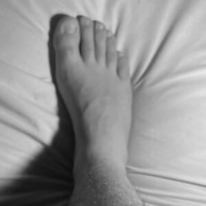 Divine_toes mym