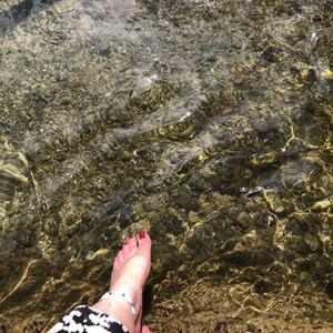Elea_feet mym