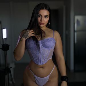 Elisaa_off mym
