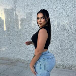 Elisaa_off mym