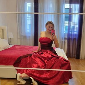 Elisemissgeneve mym