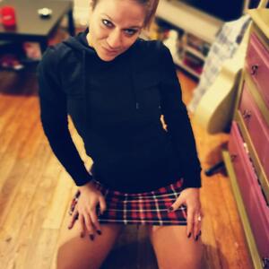 Eliza_lapolissone mym