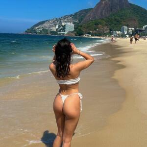 Elodie_xoxo mym