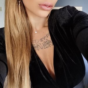 Emi_joliejolie mym