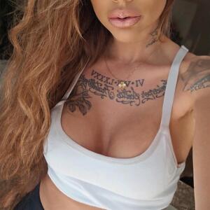 Emi_joliejolie mym