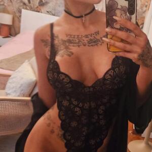Emi_joliejolie mym