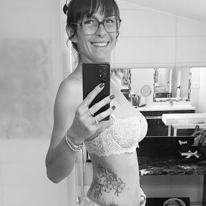Emili_jolie mym