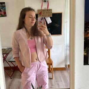 Emy25 mym