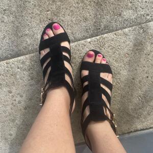 Eva__pieds mym