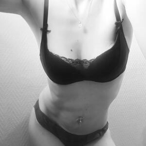 Eva_leex mym