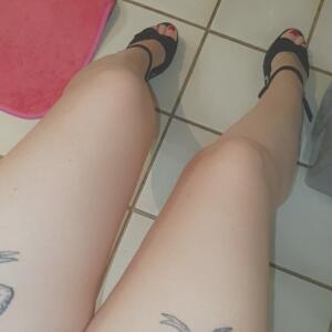 Exhibcouple mym