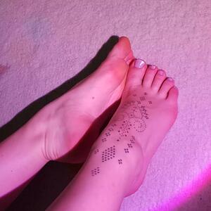 Fairy__feet_ mym