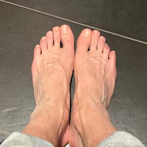 Feamfeet_premium mym