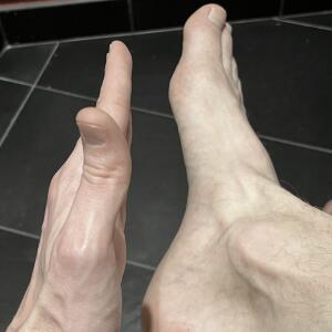 Feamfeet_premium mym