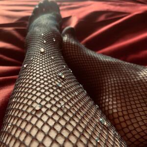 Feet-morti mym
