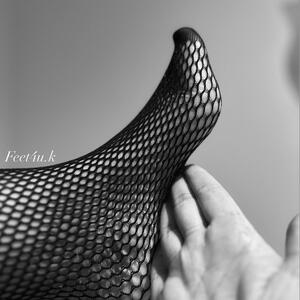Feet4u_kitty mym