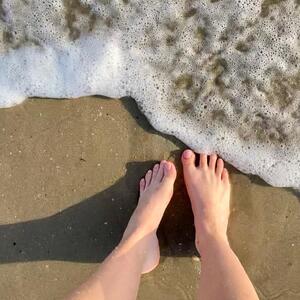Feet_french_girl mym