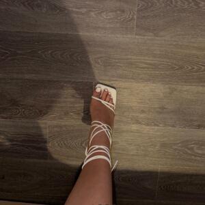 Feet_frmedias0 mym