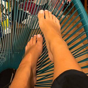 Feet_hand mym