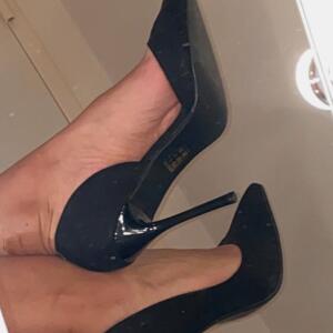 Feet_handsnails mym