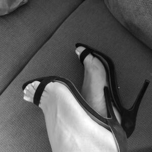 Feet_ina mym